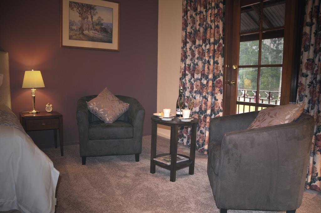 Black Spur Inn Narbethong Room photo